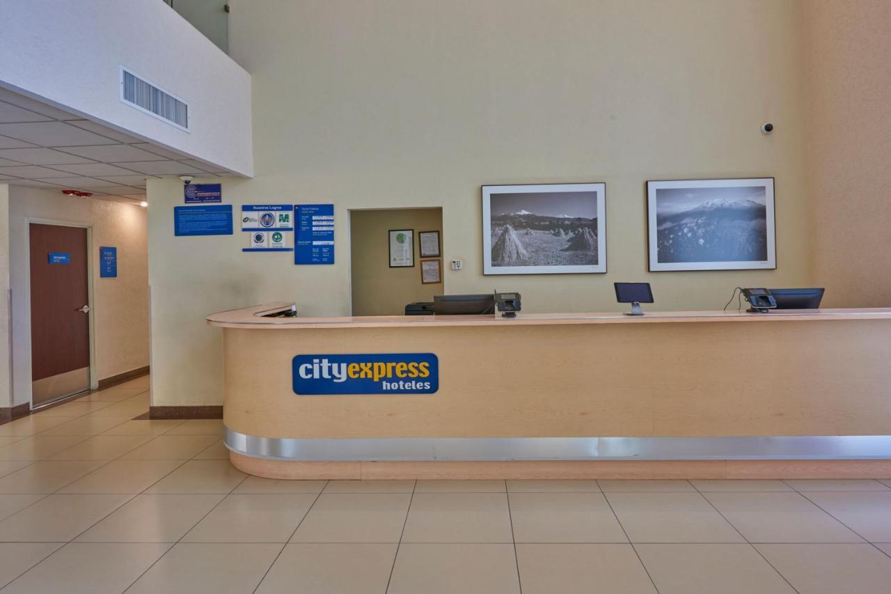 City Express By Marriott Puebla Finsa エクステリア 写真
