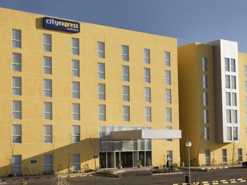 City Express By Marriott Puebla Finsa エクステリア 写真