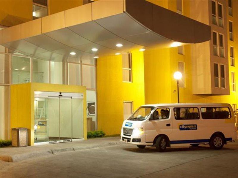 City Express By Marriott Puebla Finsa エクステリア 写真